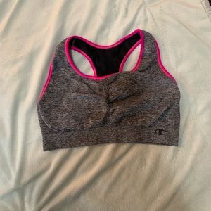 Super cute sporty sport bra!